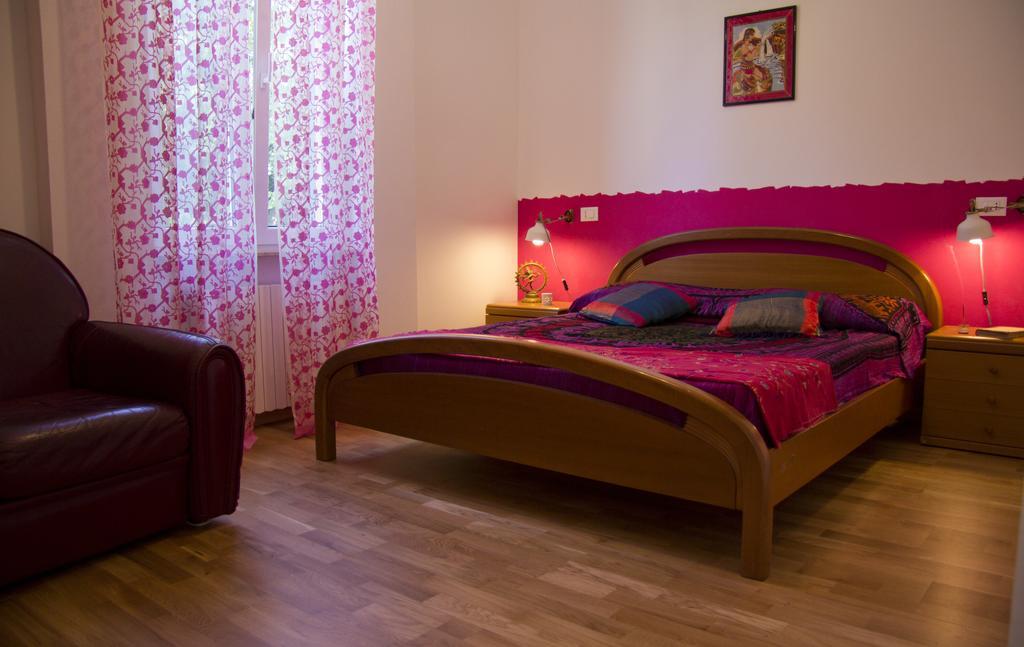 Laxmi Guesthouse B&B Genoa Ruang foto