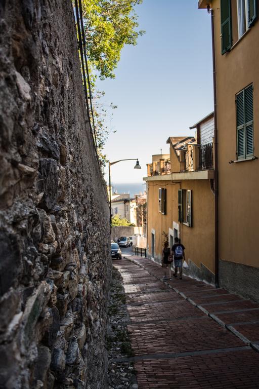 Laxmi Guesthouse B&B Genoa Bagian luar foto